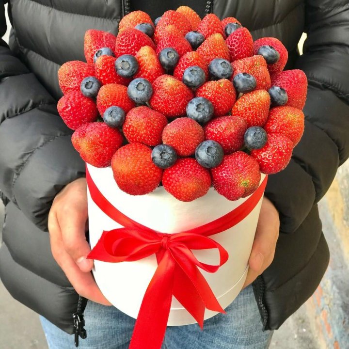 Клубничный бокс №3 в Орле