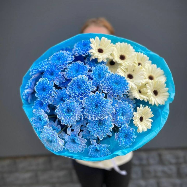 Букет хризантем и гербер в Орле