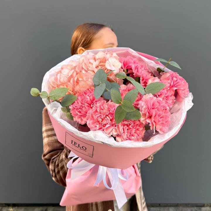 Дуо диантусы и гортензия в Орле