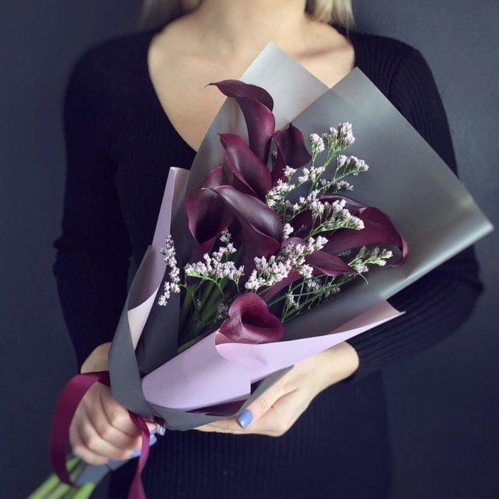 Букет фиолетовых калл в Орле