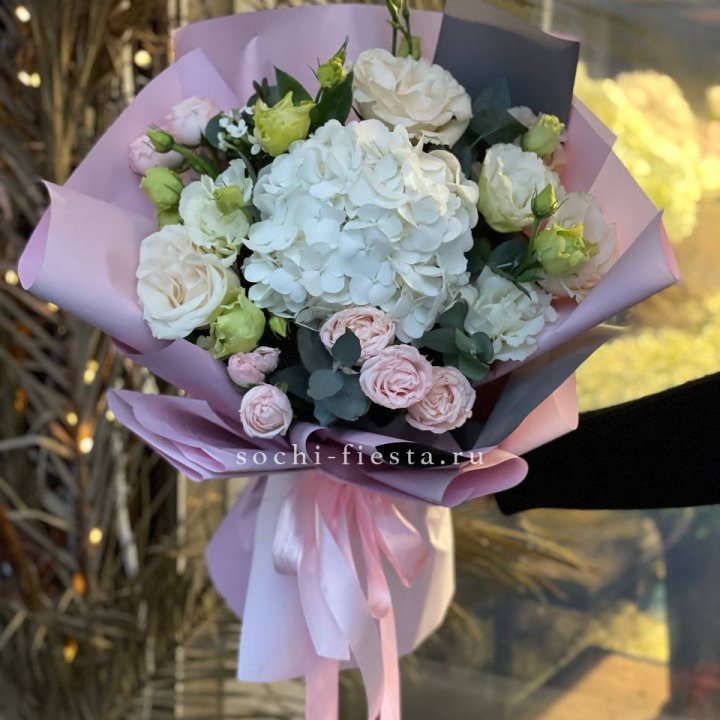 Букет с гортензией №3 в Орле