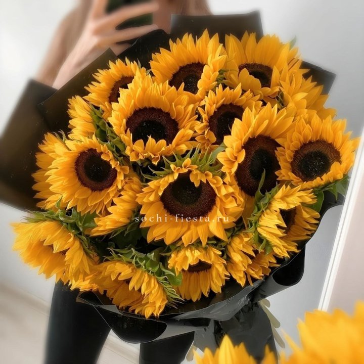 Букет подсолнухов "Гига" в Орле