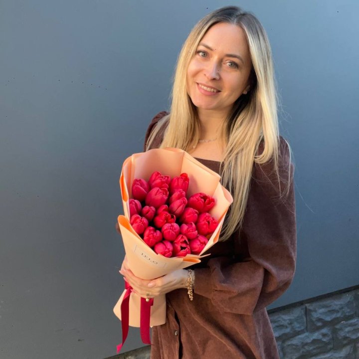  19 красных тюльпанов в Орле