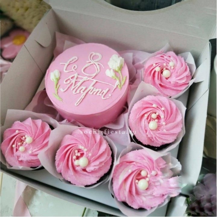 Капкейки и бенто-торт "8 марта!" в Орле