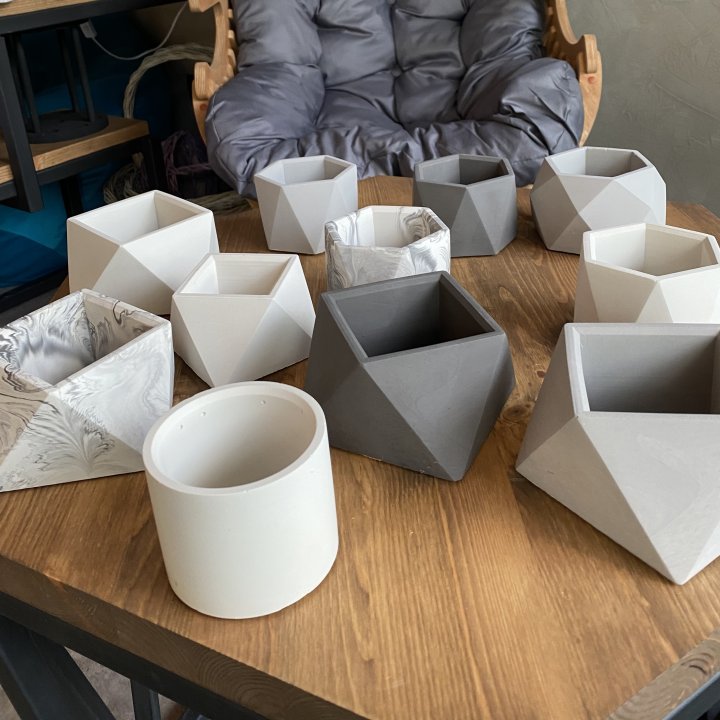 Дизайнерское кашпо в Орле