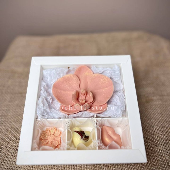 Конфеты из шоколада с Орхидеей в Орле