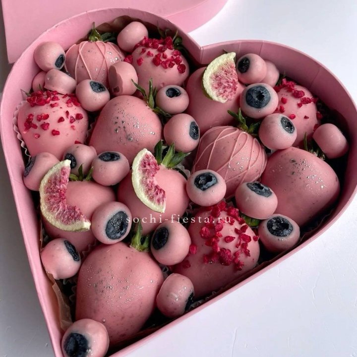 Клубника в шоколаде Сердце в Орле