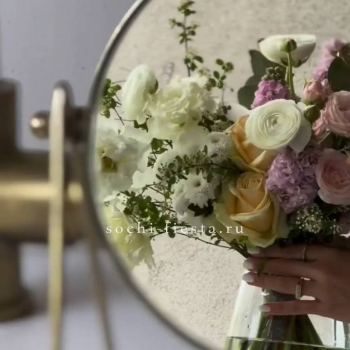 Цветочная подписка "Пакет средний" в Орле