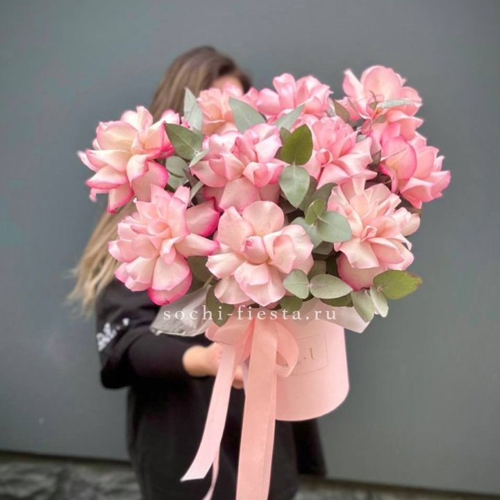 11 Фрунцузских роз "Венди" в Орле