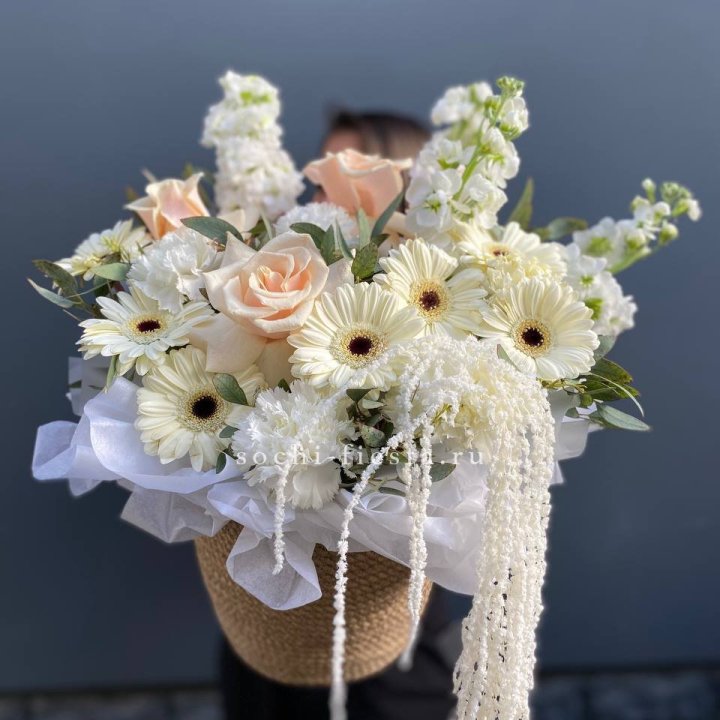 Цветы в джутовом кашпо "Валери" в Орле