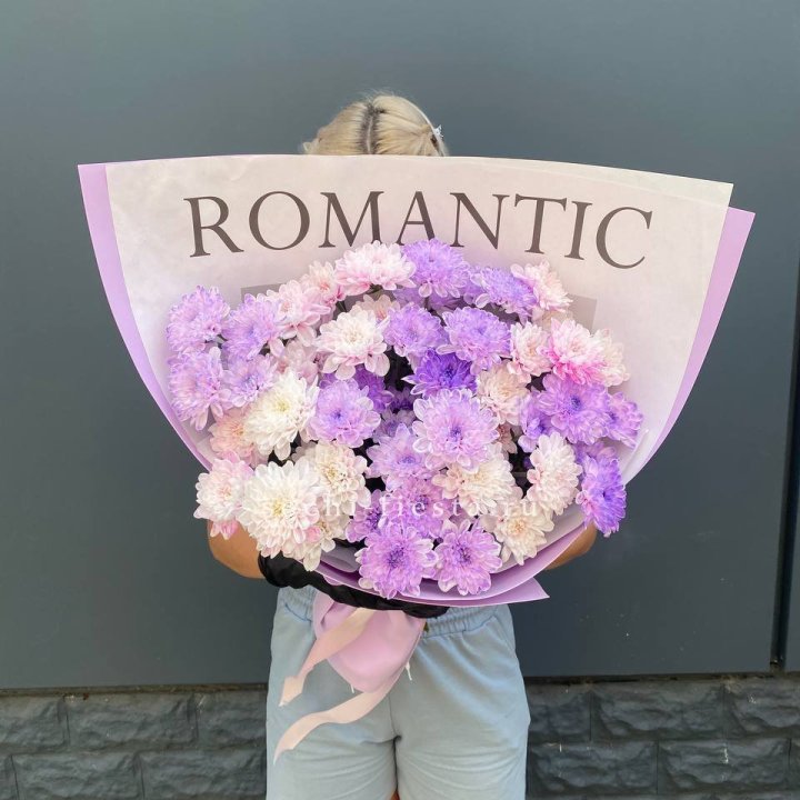 Букет сиреневых хризантем в Орле