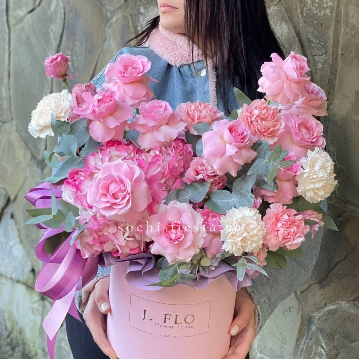 Цветочный бокс "Эсмиральда" в Орле