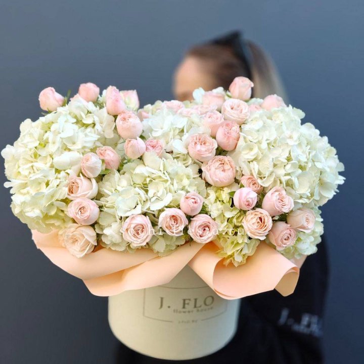 Дизайнерский бокс "Изабелла" в Орле