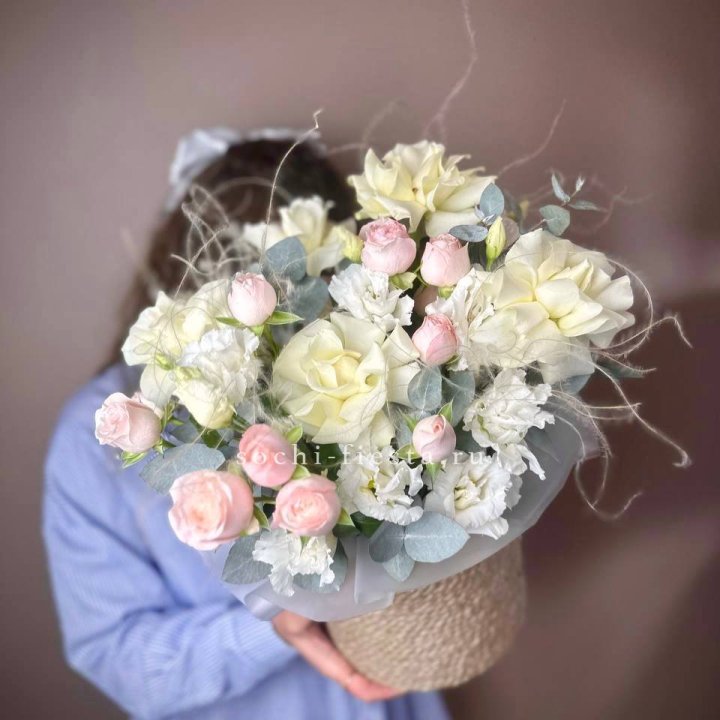 Авторский бокс "Милена" в джутовом кашпо в Орле