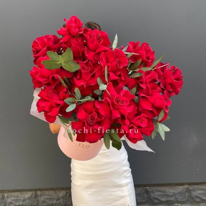 Бокс из 17 французских роз в Орле