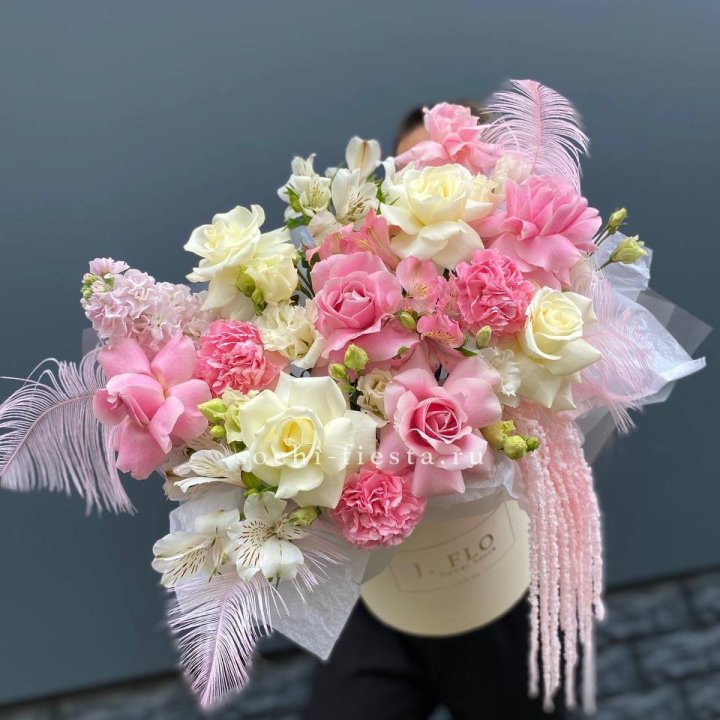 Дизайнерский бокс "Ловели" в Орле