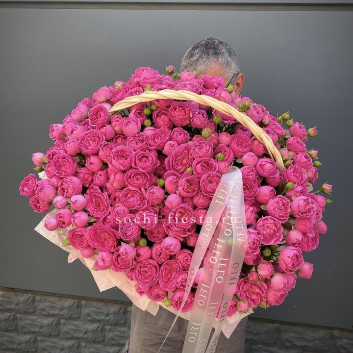 Корзина роз Мисти Баблс 151 в Орле