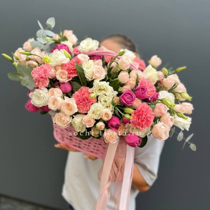 Цветочная корзина "Флоренция" в Орле