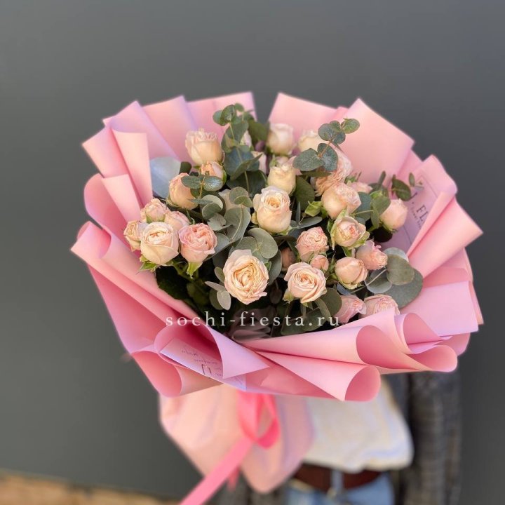 Букет пионовидных роз Cute Love в Орле