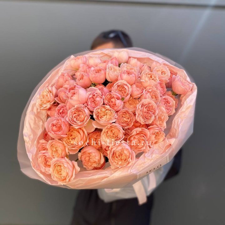 Букет из 21 пионовидной розы Джульетта в Орле