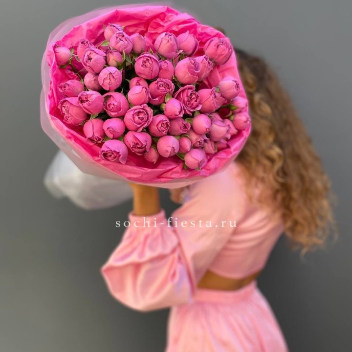 Букет из пионовидных роз  в Орле