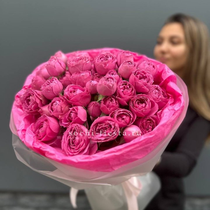 Букет из пионовидных роз  в Орле