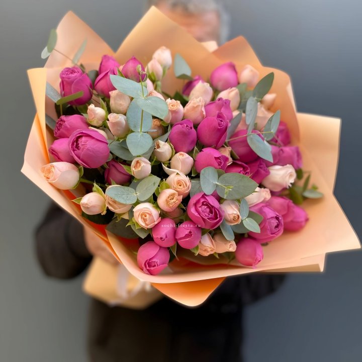 Букет кустовых роз Тендернес в Орле