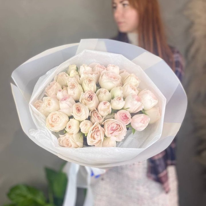 Букет кустовых роз в Орле