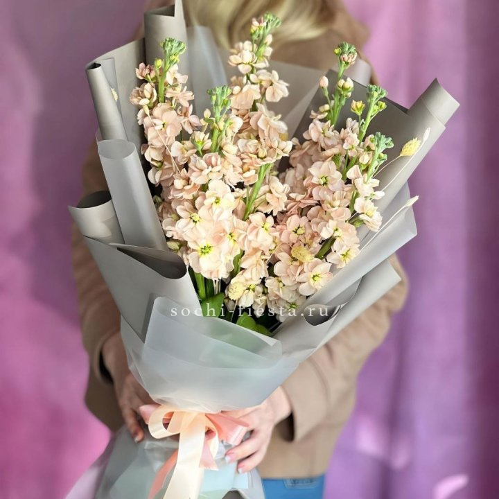 Букет ароматной маттиоллы №2 в Орле