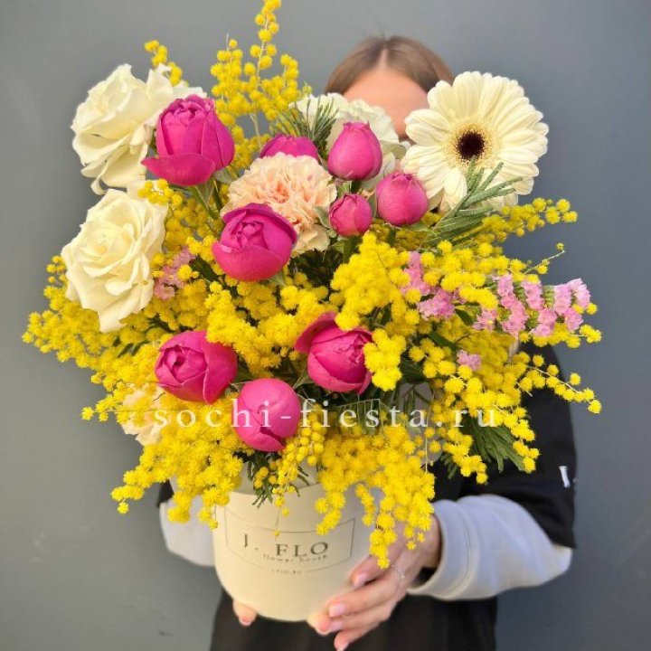 Цветы в боксе "Слобода" в Орле