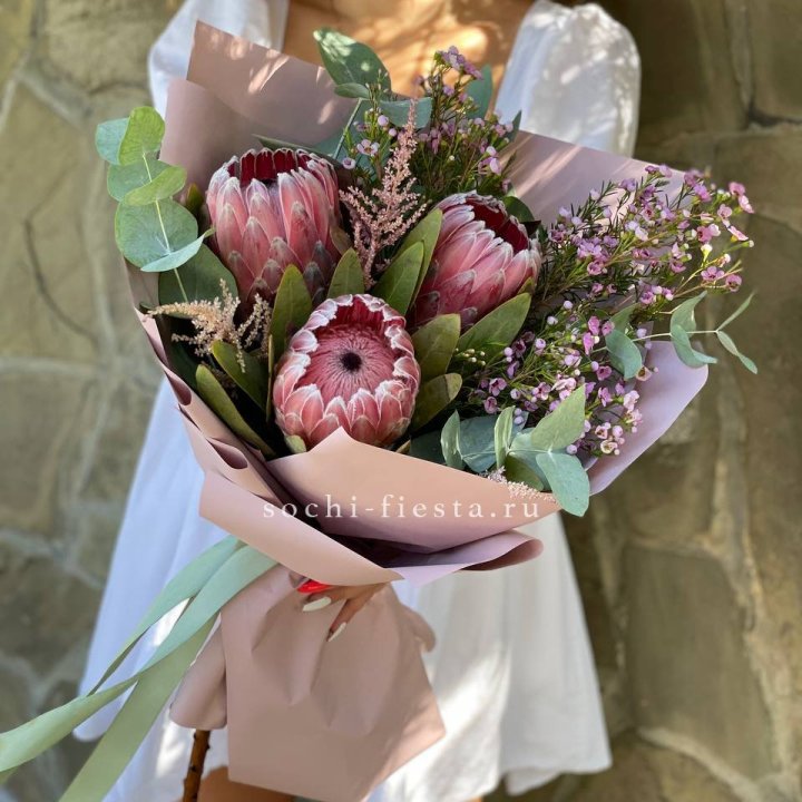 Букет из протеи "Клеопатра"  в Орле