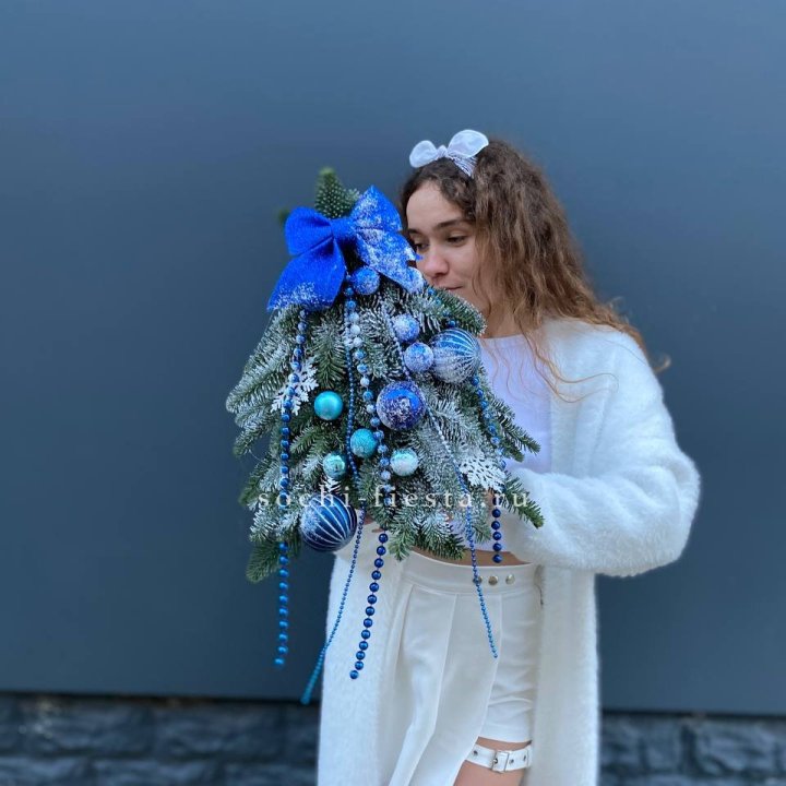 Новогодняя елочка "Блю" в Орле