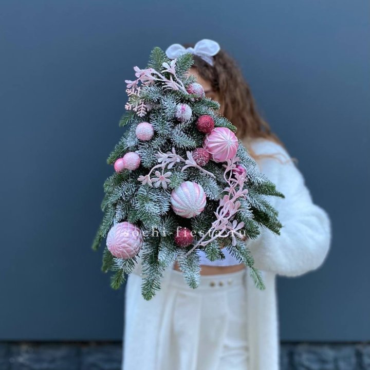 Новогодняя елочка "Розе" в Орле