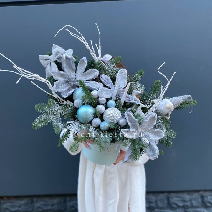 Композиция "Снежный цветок" в Орле