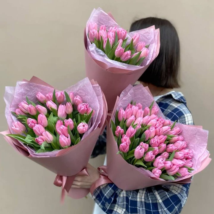 Букет розовых тюльпанов в Орле