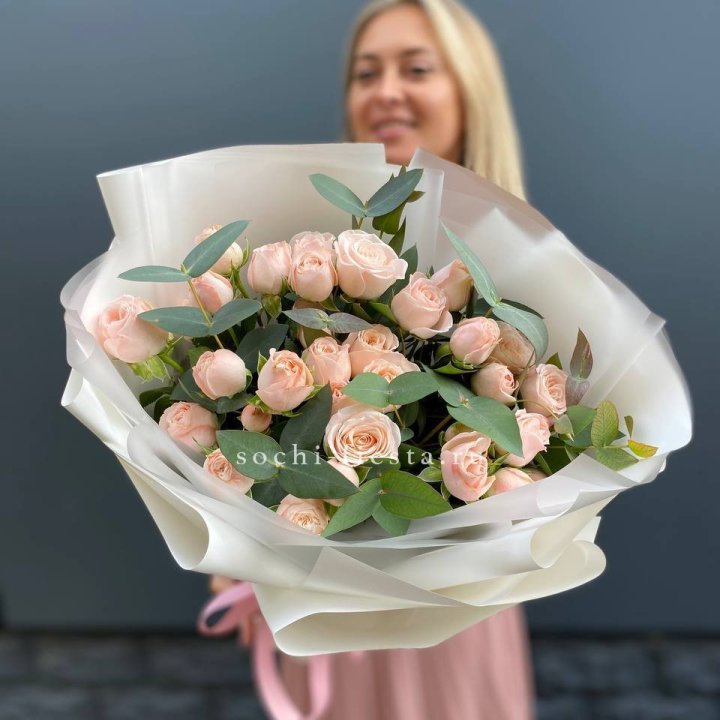 Букет кустовых роз "Фреш" в Орле