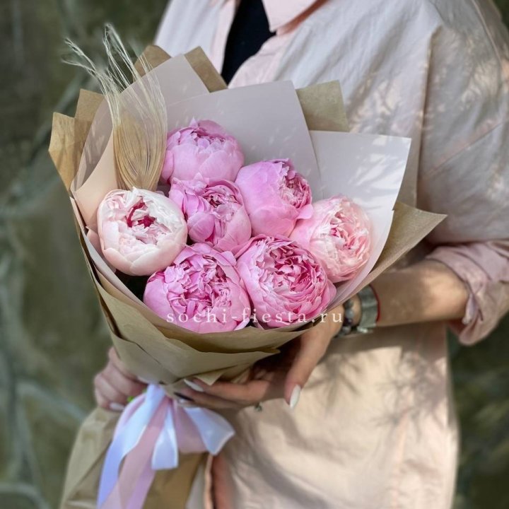 Букет пионов "Венди" в Орле