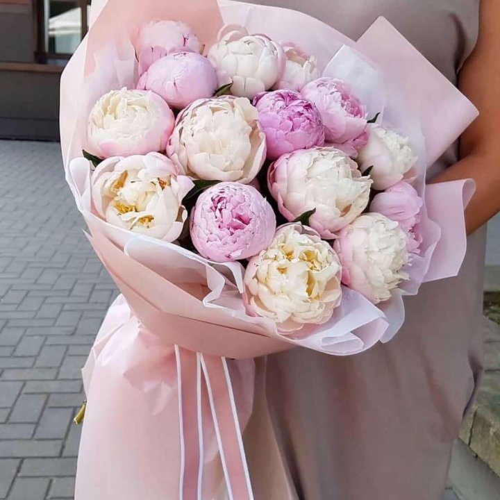 Букет пионов "Маршмелоу" в Орле