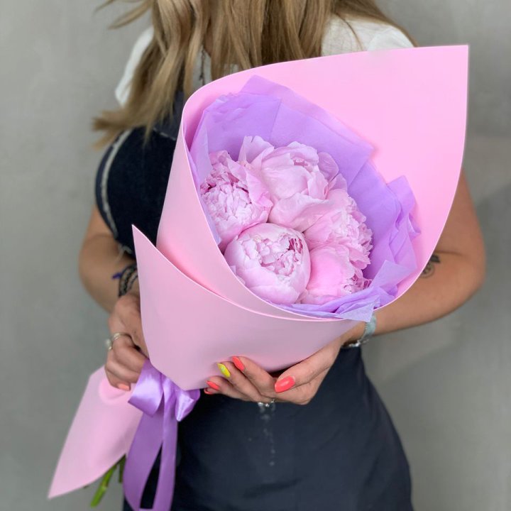 Букет пионов "Файв" в Орле