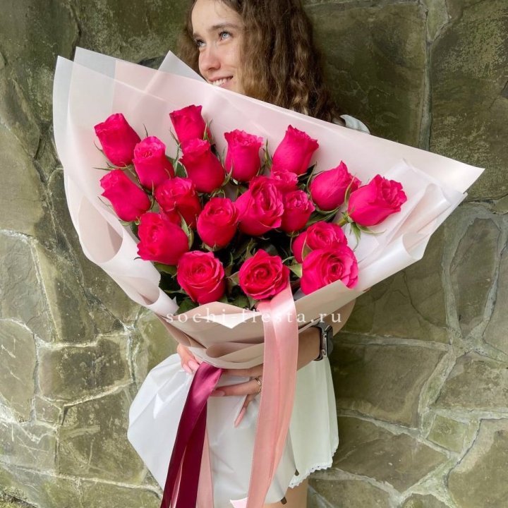 19 алых роз в Орле