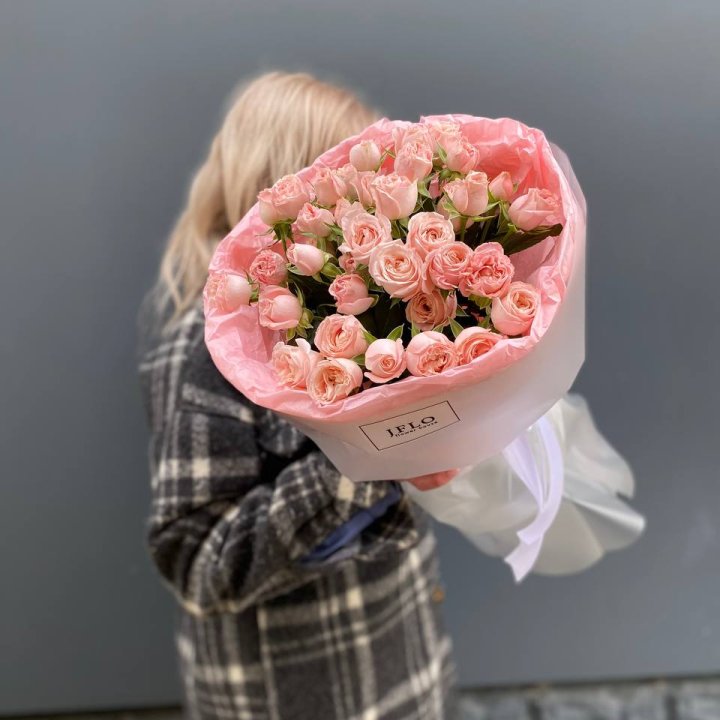 11 роз бомбастик в Орле