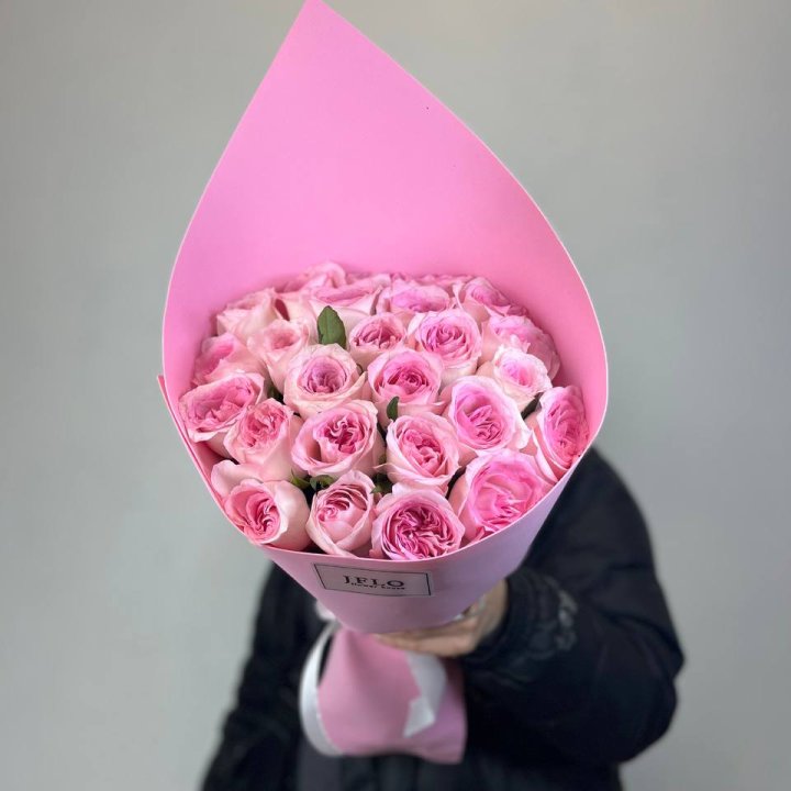 25 нежных роз в Орле