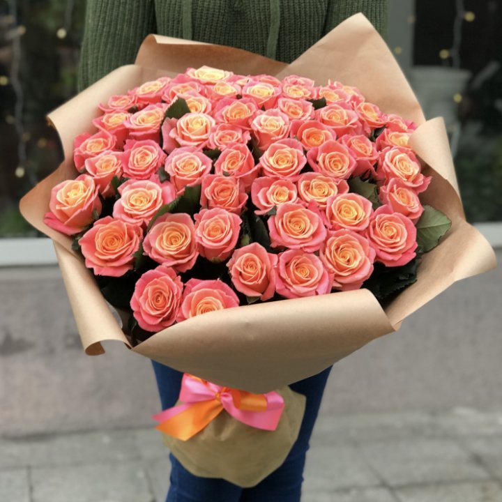 55 роз мисс пигги в Орле