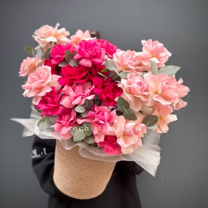 23 Французские розы Микс в боксе в Орле