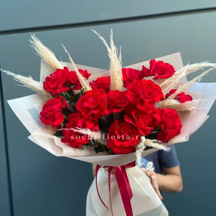 15 Красных французских розы в Орле
