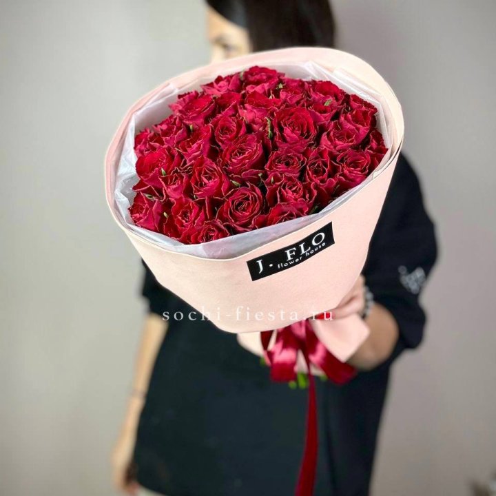 35 кенийских роз в Орле