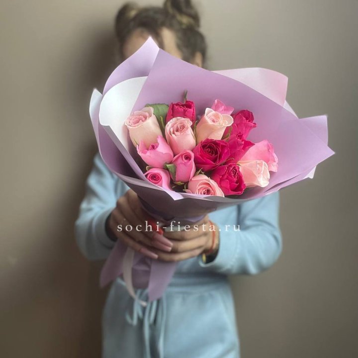 Букет из 15 роз Микс (Кения) в Орле