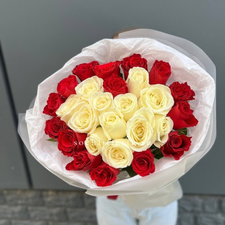 27 роз микс в Орле