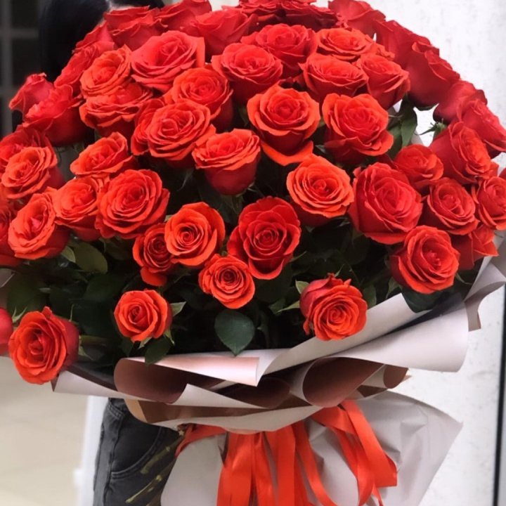 Букет высоких эквадорских роз  в Орле