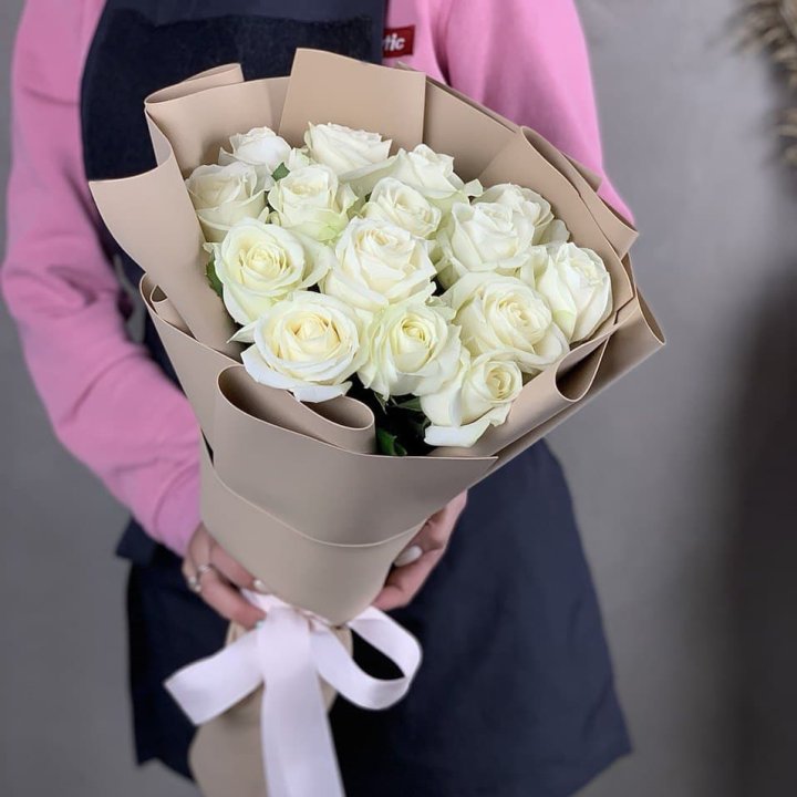 15 белых роз миракли в Орле